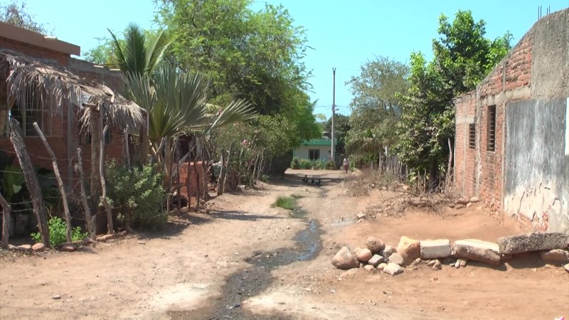En pleno siglo XXI carece de drenaje zona rural de Mazatlán