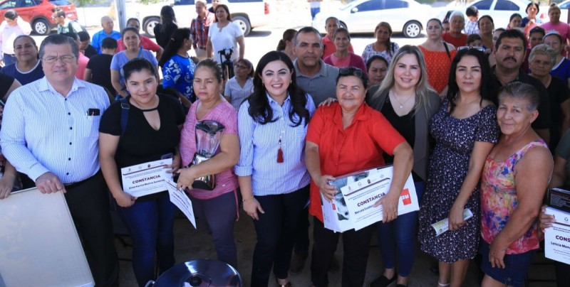 SEDECO  entrega equipamiento del programa “Sinaloenses Productivos”