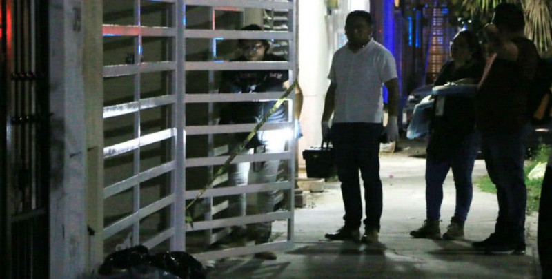 Secuestran a 27 personas de un centro de ventas por teléfono en Cancún