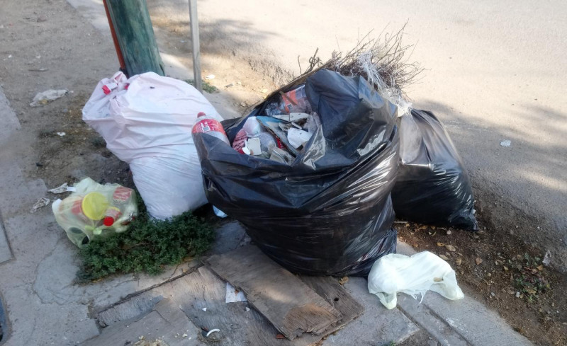 En Villa Bonita, tienen una semana sin recoger la basura