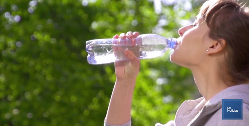Recomiendan mayor consumo de agua a personas con diabetes
