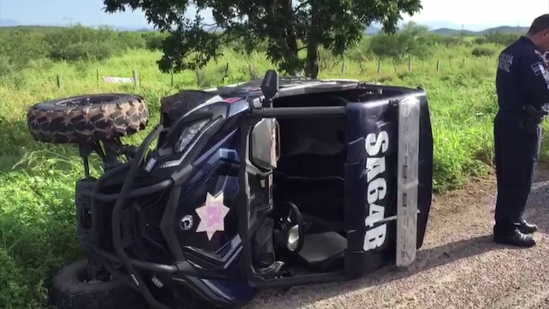 Accidente en carretera deja como saldo a dos policías lesionados