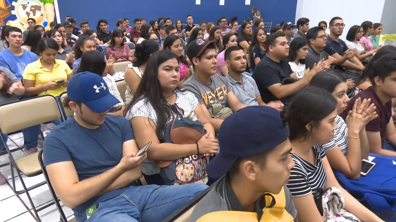 En reestructuración las becas en Ahome