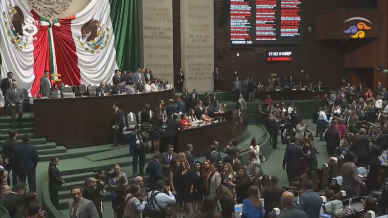 Los Diputados Federales que votaron a favor del incremento en el cobro del agua , son traidores : UGRS