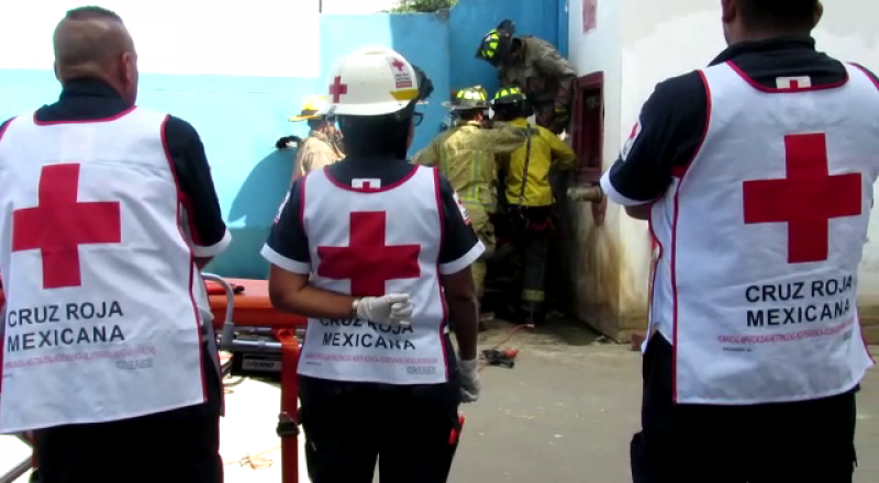 Pepenador sufre accidente en máquina compactadora de basura
