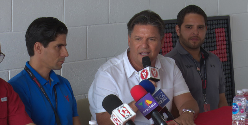 Ismael Barros es presentado como presidente de Venados