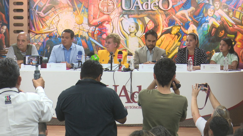 Presentan Radio Novela en la UAdeO