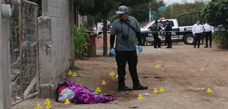 Con cuerno de chivo asesinan a joven