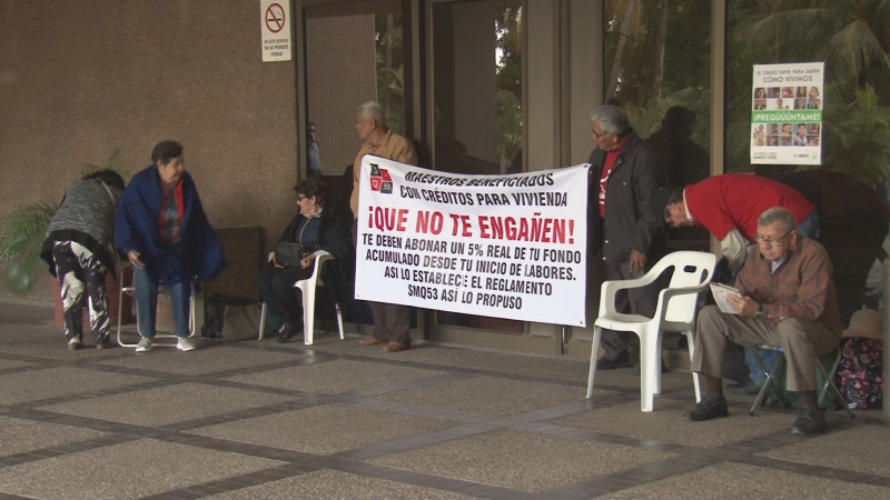 "Somos Más que 53" bloquea acceso a Palacio de Gobierno