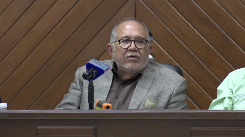 Pide el Químico resguardarse en casa ante coronavirus