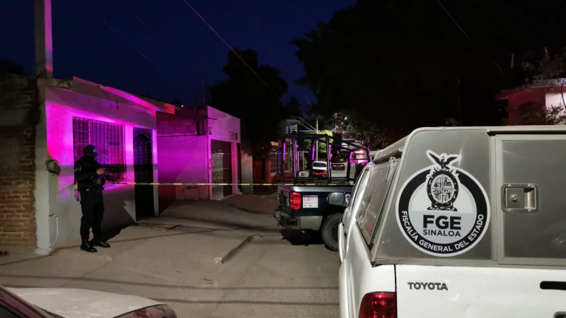 Ejecutan a balazos a hijo de ex policía municipal