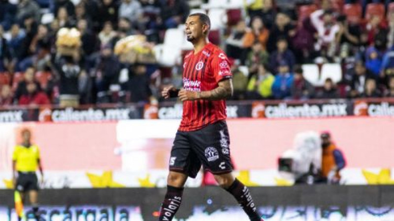 Utilero de Xolos contagiado de COVID-19