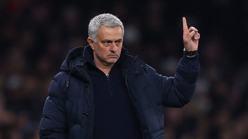 “Terminar la temporada sería bueno par todos”: Mourinho