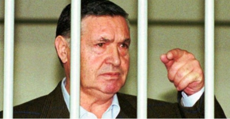 Para evitar que se contagie de Covid-19, mandan a prisión domiciliaria a mafioso italiano que disolvió en ácido a un niño