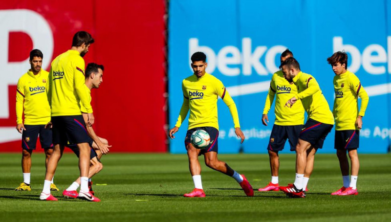 Barcelona regresa a los entrenamientos