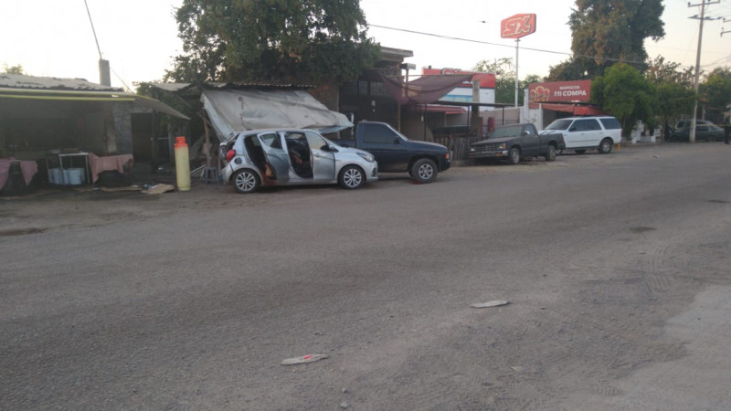 Transportaban dos cuerpos y se "toparon" con la autoridad