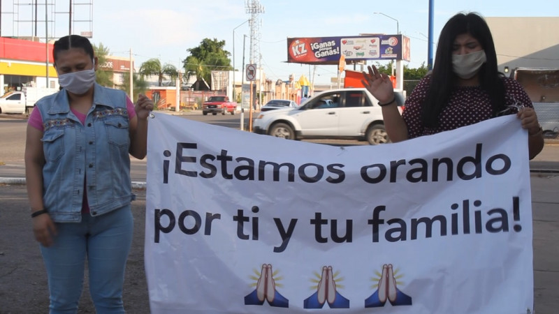 En Caravana realizan oración en contra del Covid 19