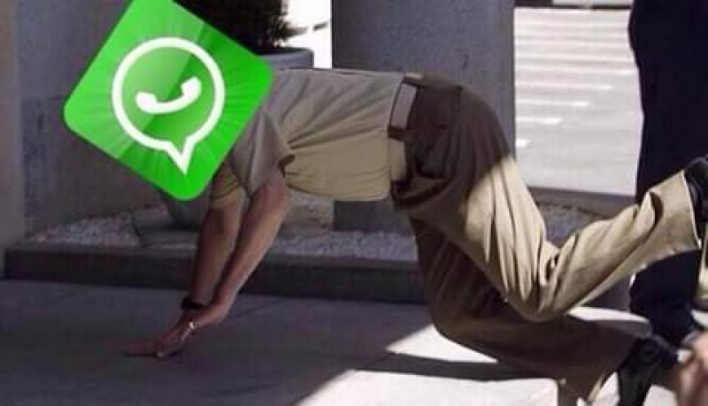Estos son los mejores memes de la caída de WhatsApp de este martes