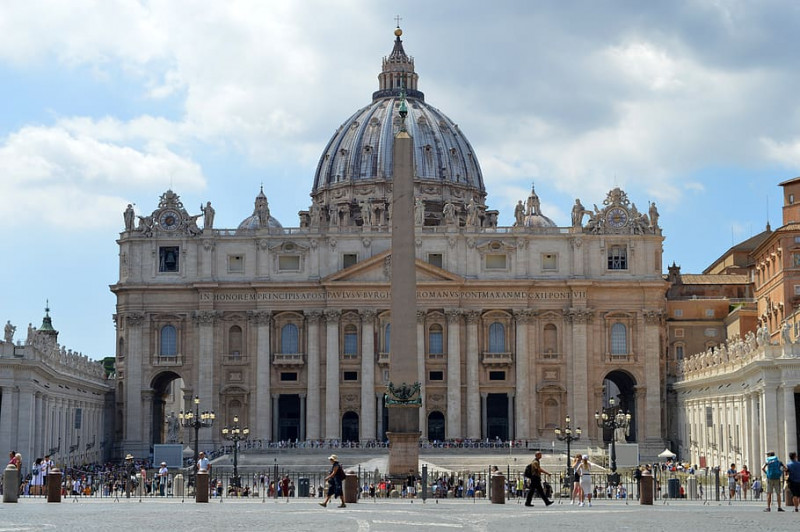 El Vaticano publica manual de como tratar los casos de acusación por abusos de menores