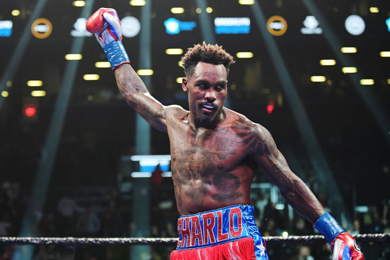 Charlo pelearía contra Derevyanchenko y Munguía es alternativa