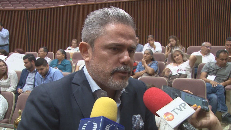 Niega diputado Villalobos haber recibido "moches" en aprobación de reforma energética