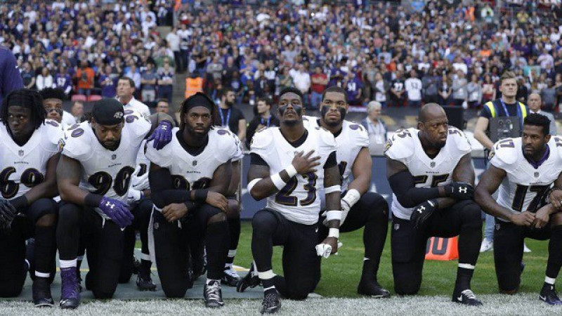 NFL se compromete con jugadores en la lucha contra el racismo