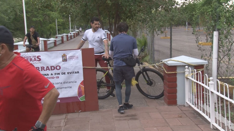 Causa molestia cierre de parque