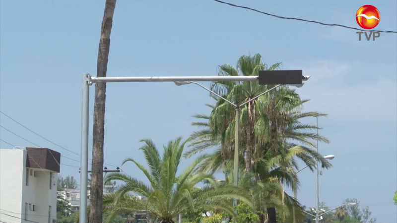 Colocan semáforos inteligentes en Mazatlán