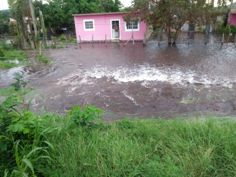 Bajará un 45% el suministro de agua, se rompe tubería en El Zapote