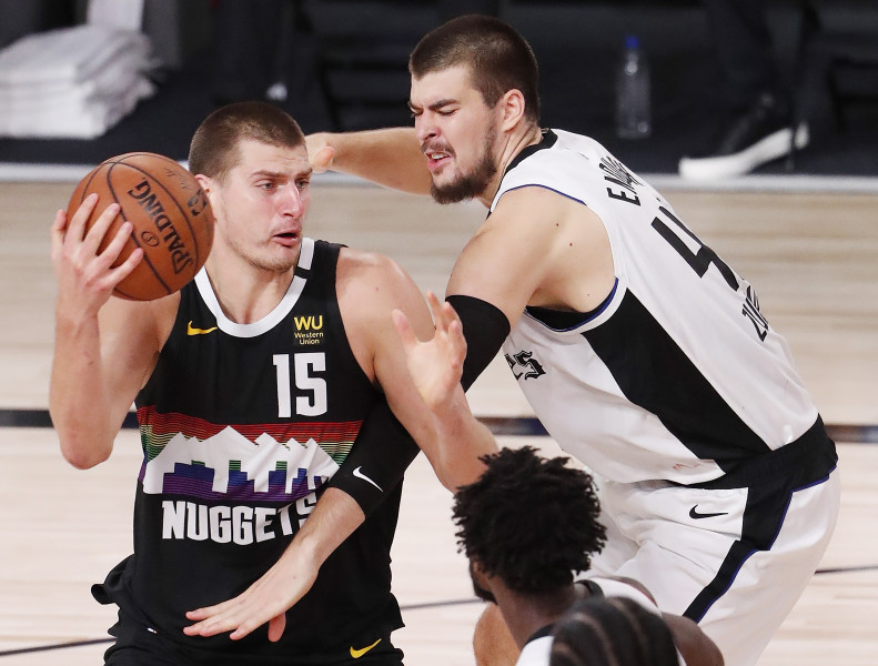 Los Clippers derrotan a los Nuggets