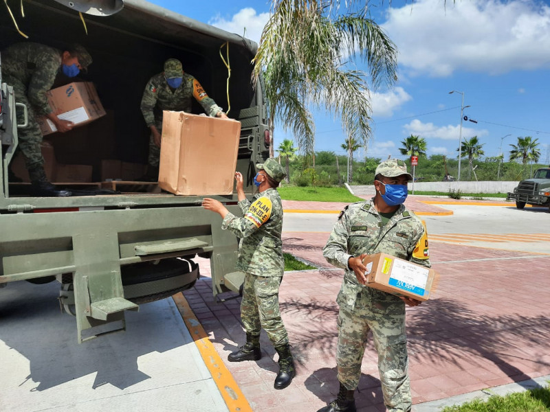 Siguen llegando medicamentos y equipo de protección contra covid a Sinaloa