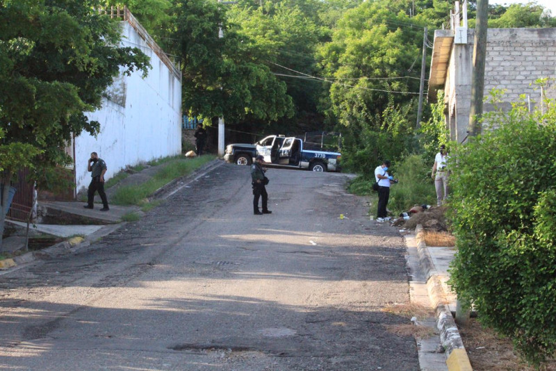 Encuentran a una persona asesinada envuelta en plástico
