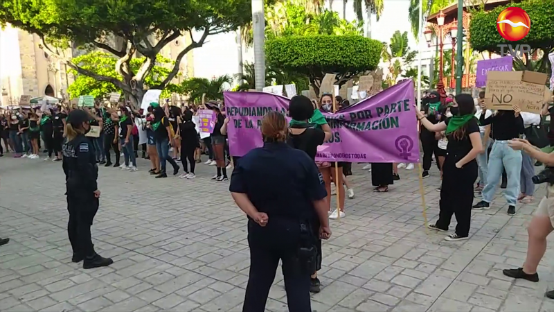 Retiran denuncia contra feministas en Mazatlán