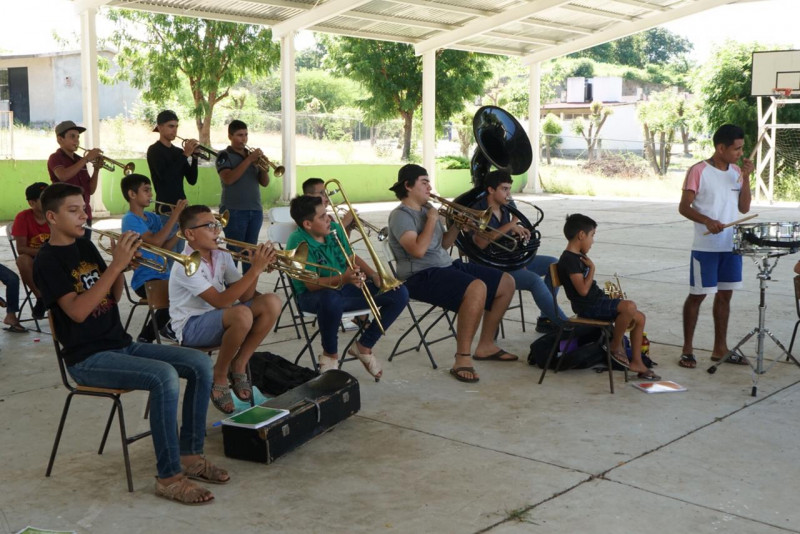 Cultura instala el Taller de Música de Banda Sinaloense en San Marcos