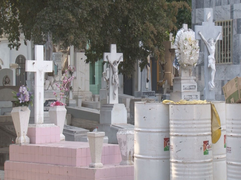 Navolato cerrará los panteones 3 días por la celebración del día del muertos