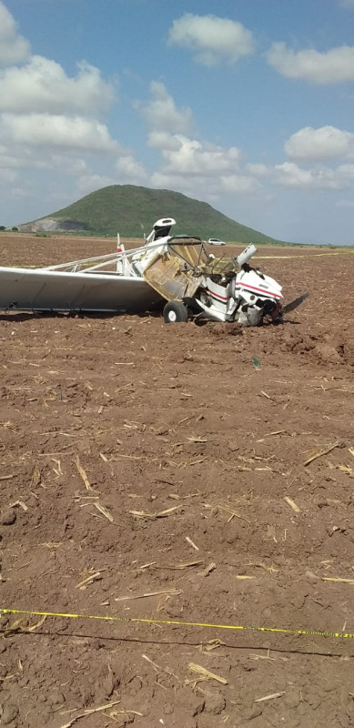 Avionetazo provoca la muerte de un piloto