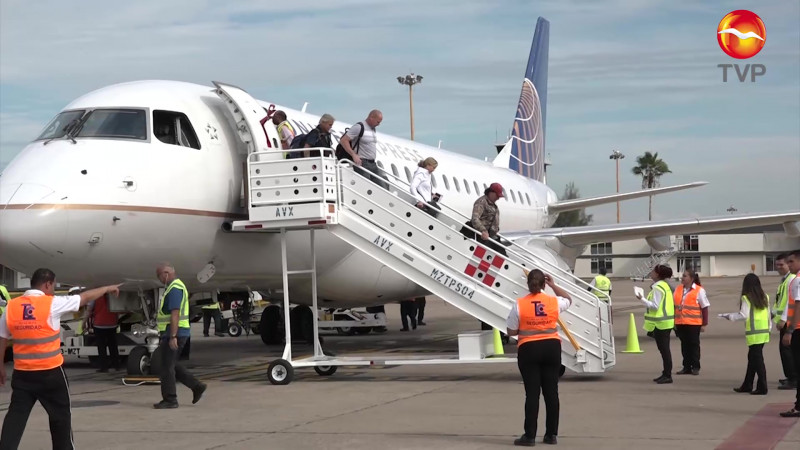 Aterriza Mazatlán vuelos internacionales pese a la pandemia