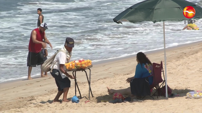 Entrará municipio a ordenar la zona marítimo federal