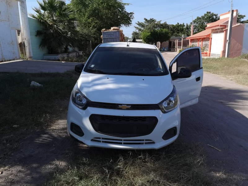 Asegura la Policía Estatal vehículo con reporte de robo y droga