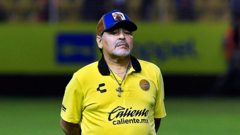 Diego Maradona fallece en Argentina