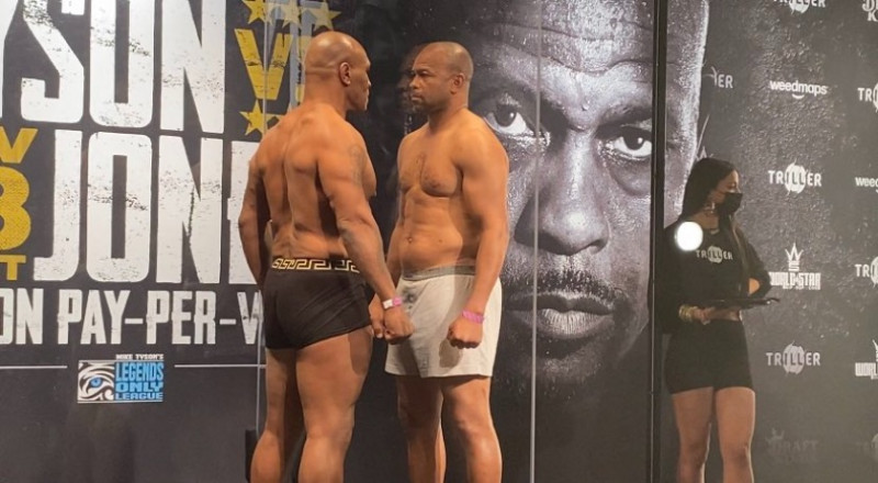 Mike Tyson y Roy Jones Jr. Protagonizan noche espectacular de boxeo
