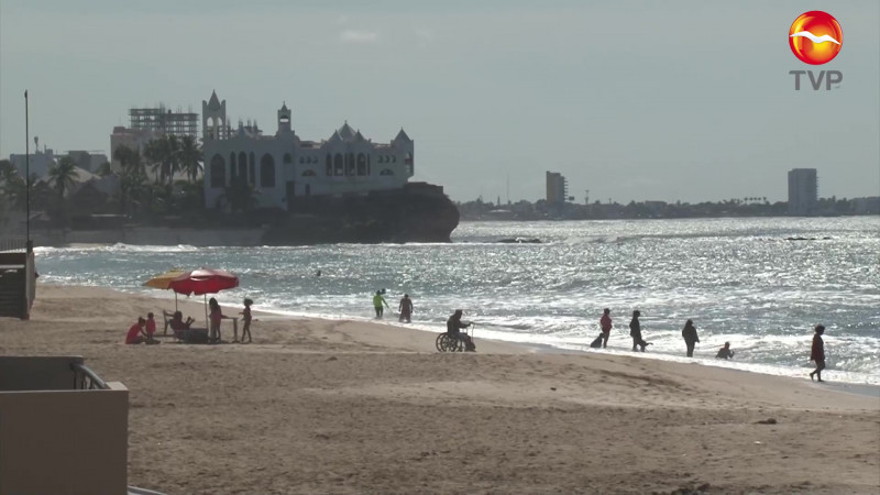 Quedan suspendidas las fiestas en playas de Mazatlán