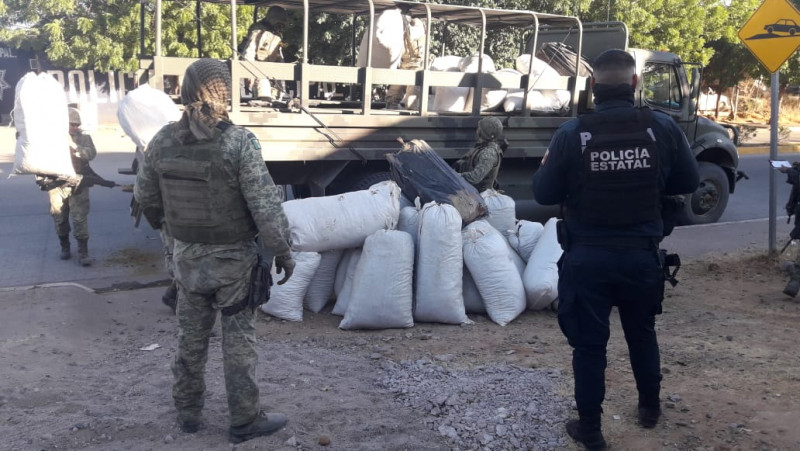 Decomisan droga en Choix