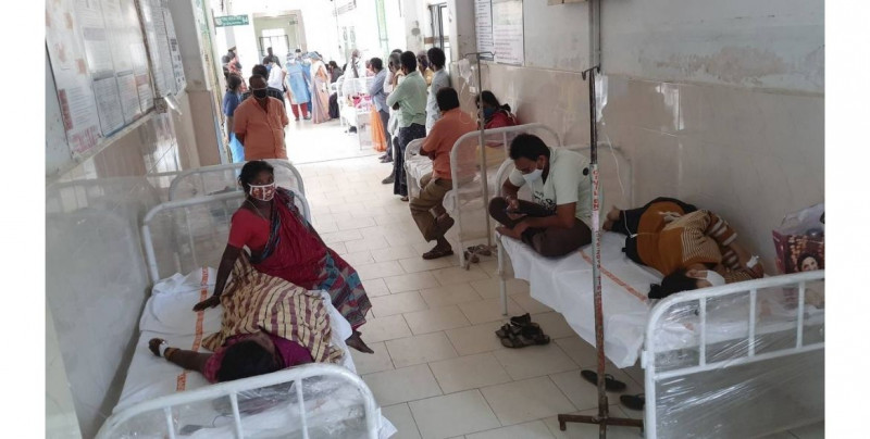 Un muerto y 300 hospitalizados por esta repentina enfermedad no identificada en India