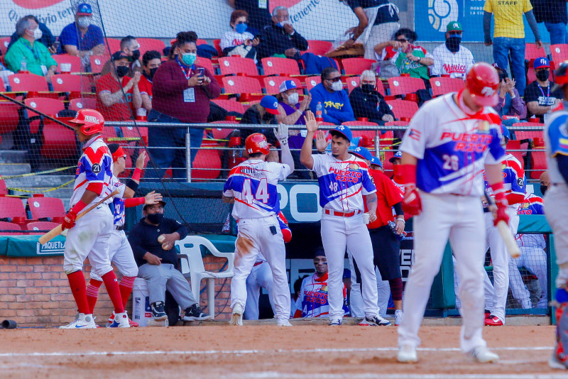 Criollos de Puerto Rico consigue su tercera victoria de la Serie del Caribe venciendo a Puerto Rico