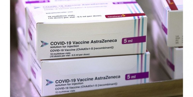 Vacuna de Oxford y AstraZeneca es igual de efectiva frente a la nueva variante británica de Covid-19