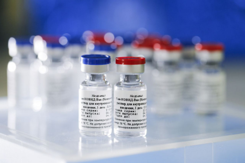 Vacuna rusa se aplicará al sector salud en Sinaloa