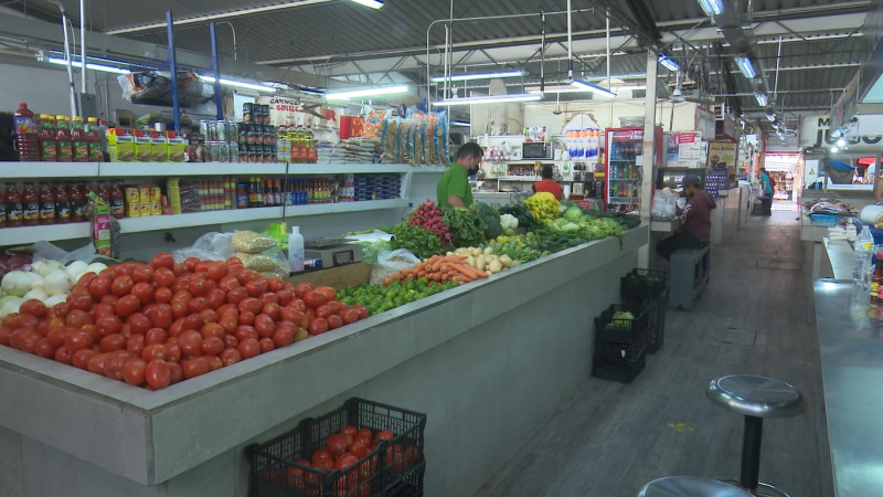 Disminuyen las ventas en los mercados de Ahome; locatarios exhortan el consumo local