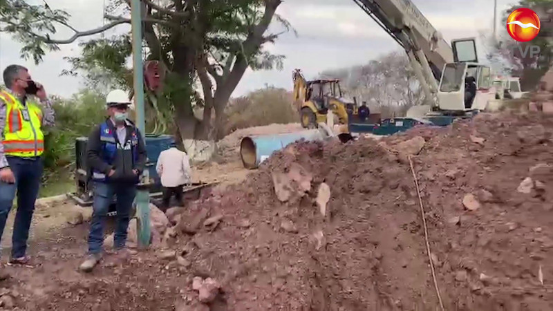 Supervisan interconexión del tanque mil en Los Horcones