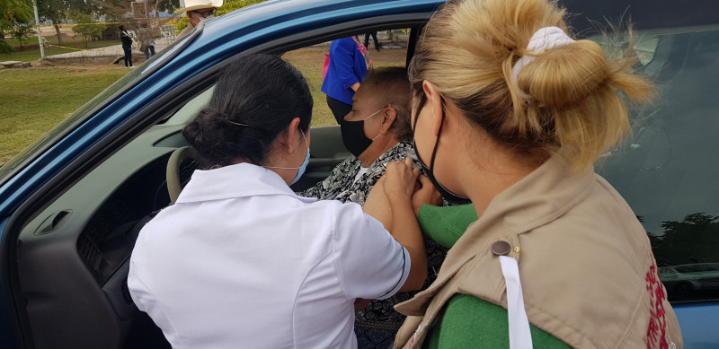 Avanza vacunación a adultos mayores en Los Mochis